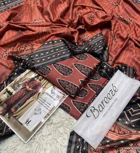 Bareeze Lawn – 3PC Printed Suit | Rust Brown & Black | Premium Wool Dupatta
