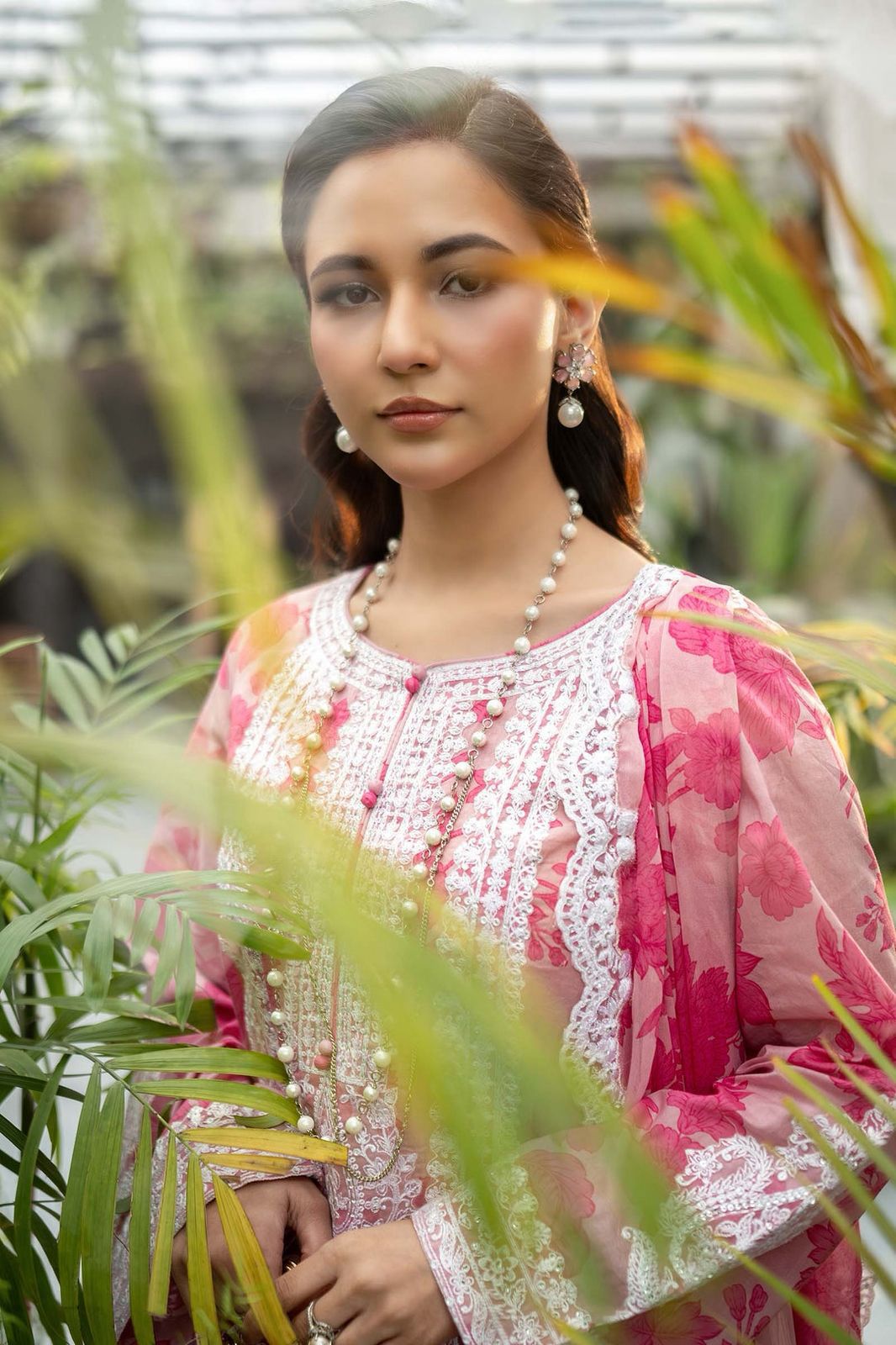 Maria B Digital Printed Linen 3-Piece – Pink Floral | Heavy Embroidery Patches | 4-Side Patti Dupatta